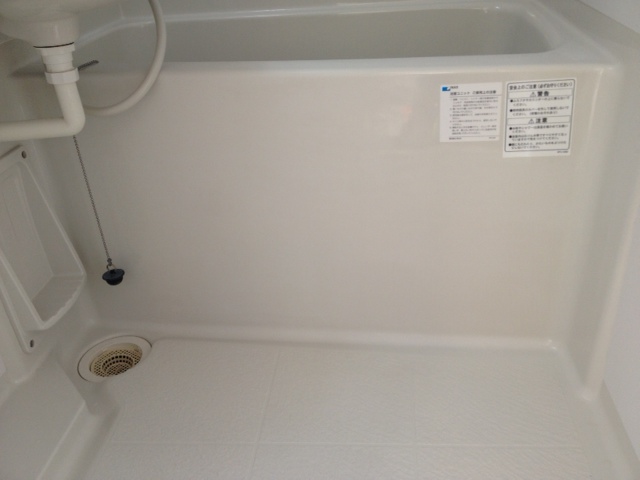 清掃内容：ハウスクリーニング　お風呂(浴室)の浴槽と床