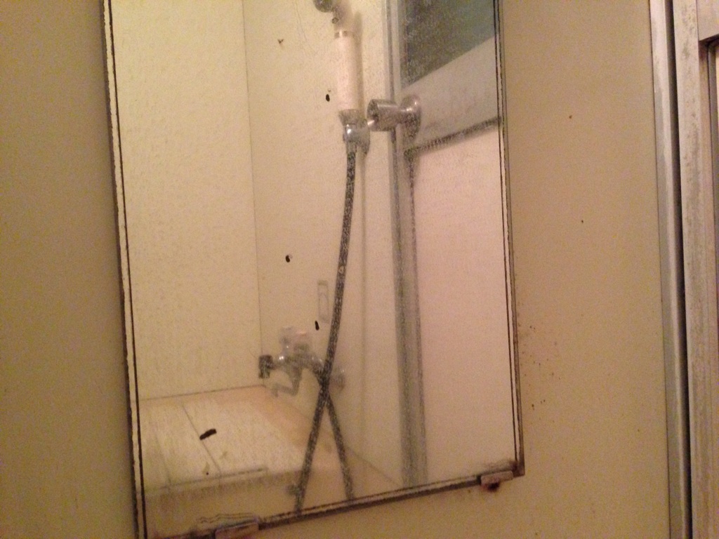 清掃内容：ハウスクリーニング　お風呂（浴室）鏡面清掃